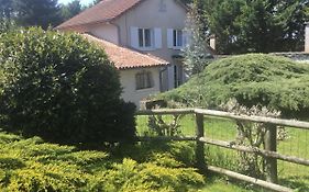 Les Pierrottes